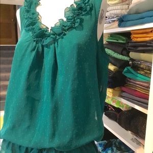 Green knitting yarn top shirt